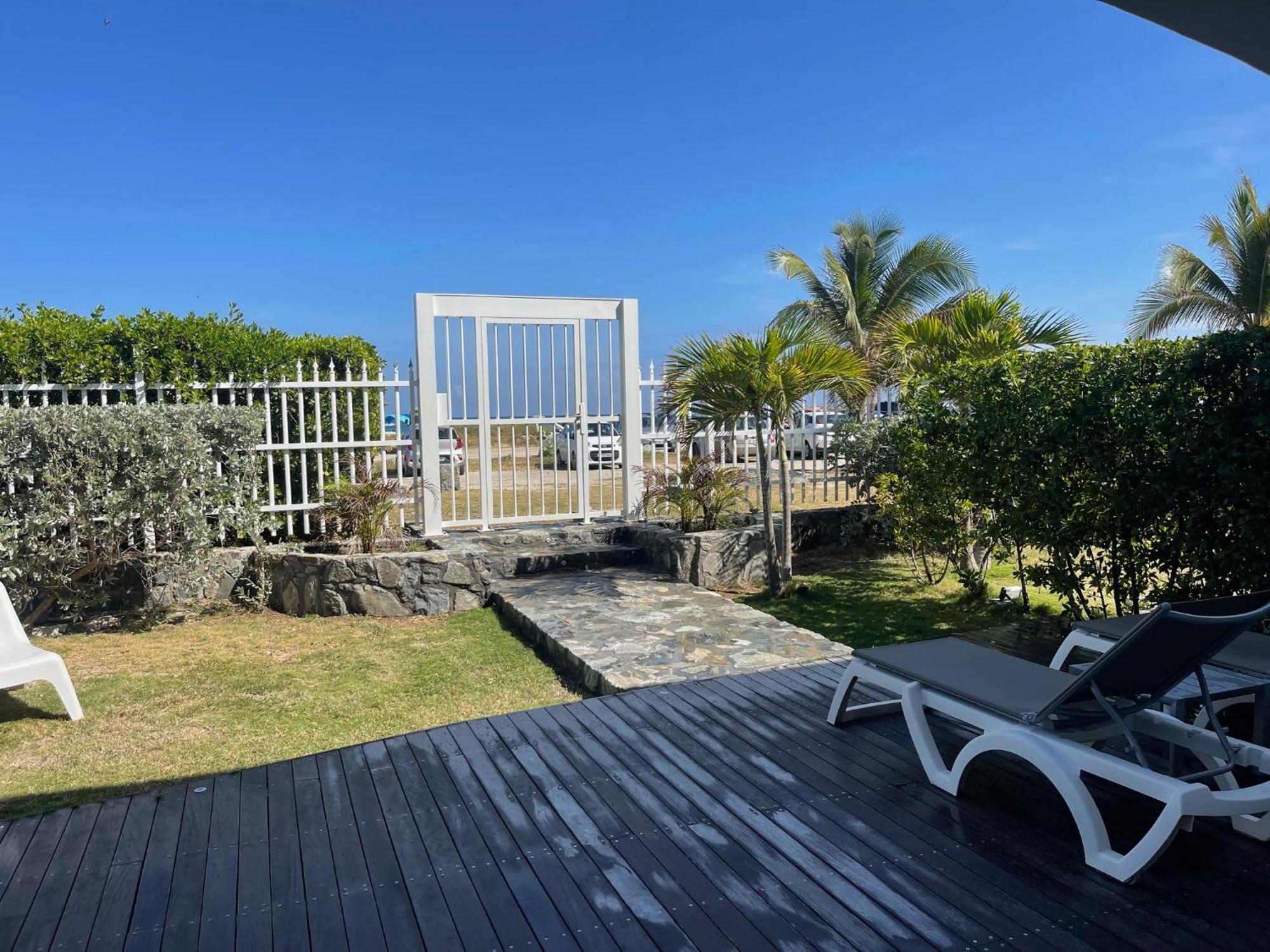 Princess Mahault - Beachfront - Orient Bay - Luxury Apartment Екстериор снимка